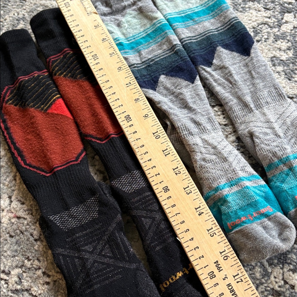 Smartwool Woman’s Boot Sock Performance Socks Bla… - image 4